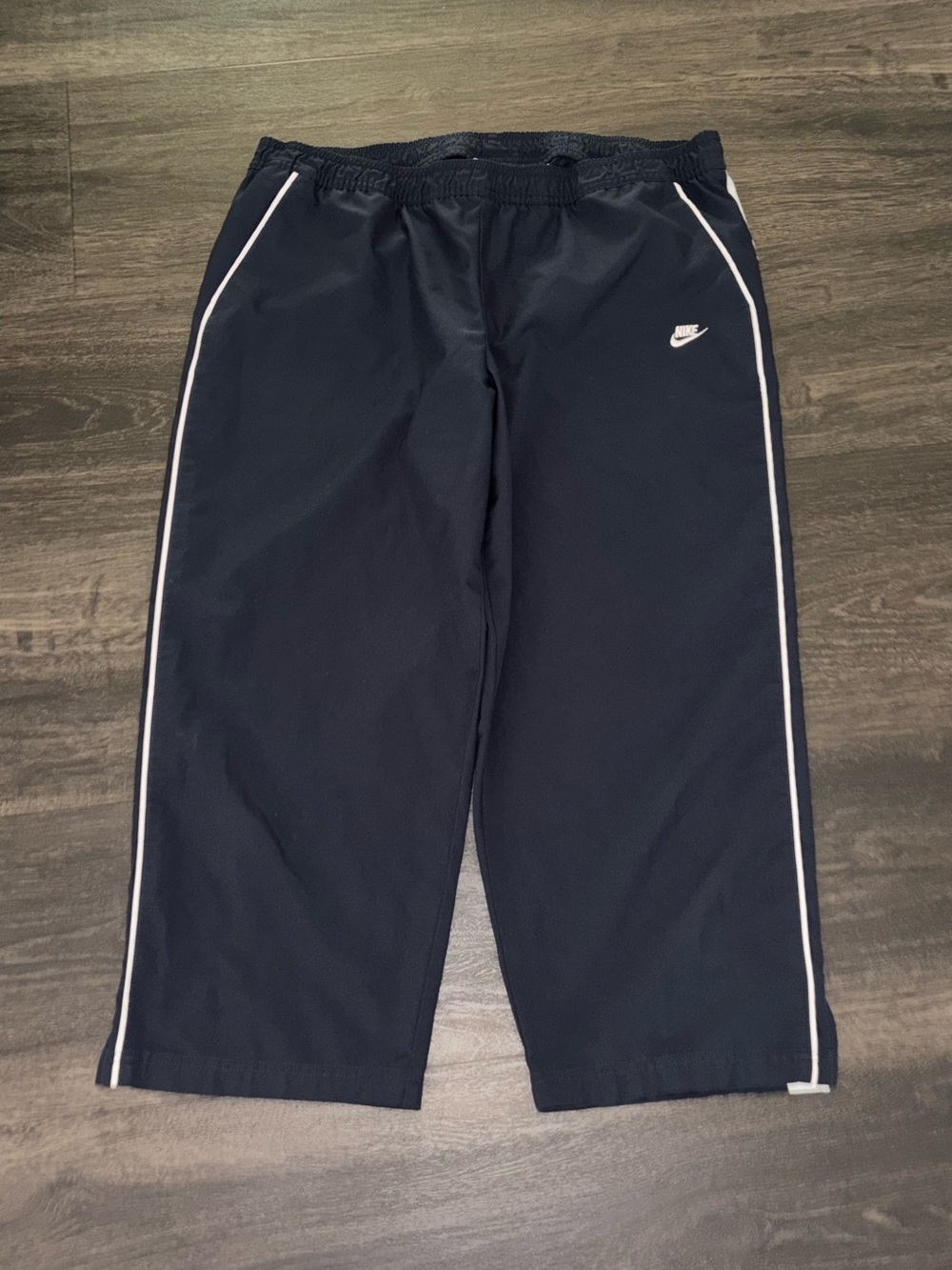VTG Nike Women Soft Shell Short Track Pants Navy/White Size L